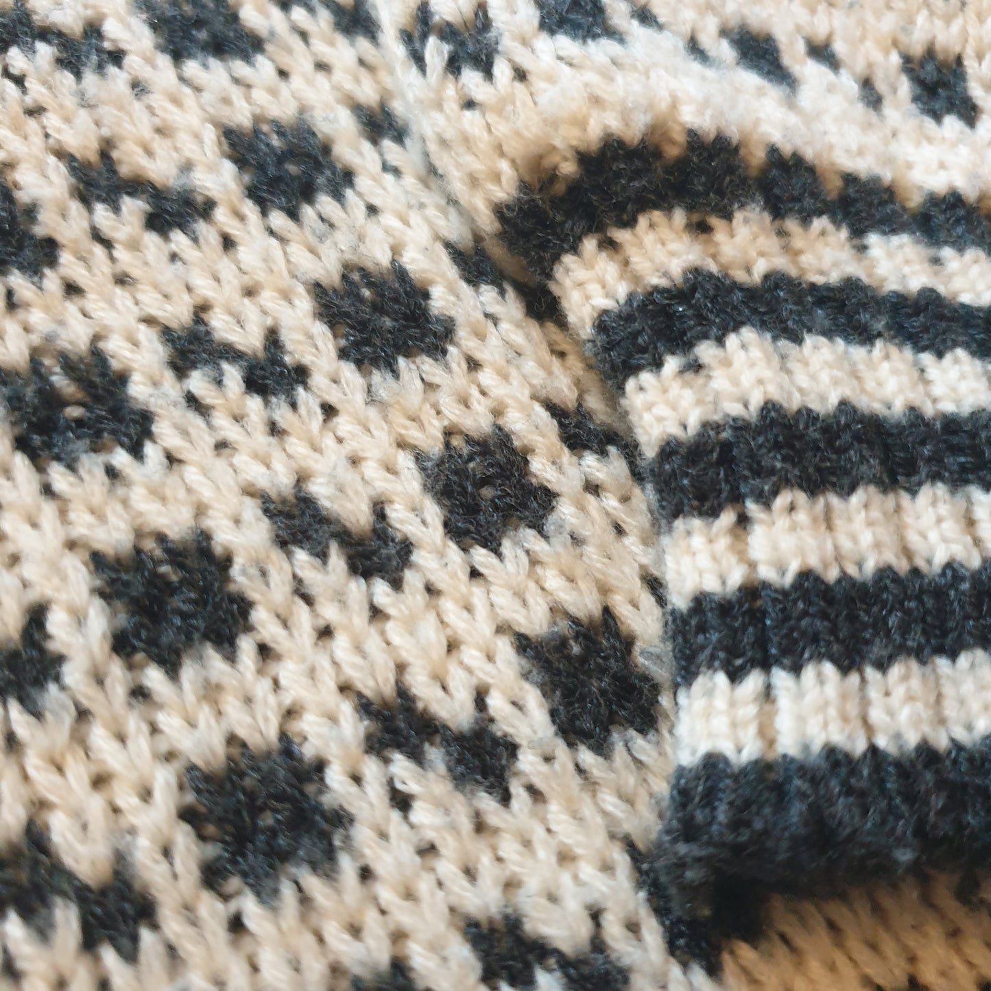 Vintage ROCKY Sweater XL