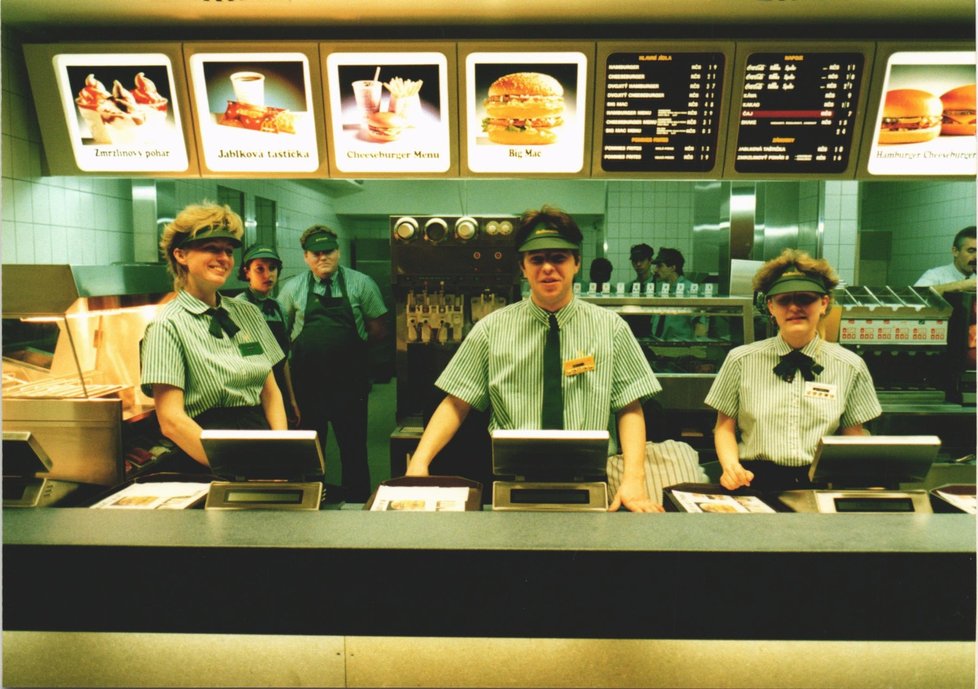 Early 90's McDonalds Uniform Shirt S