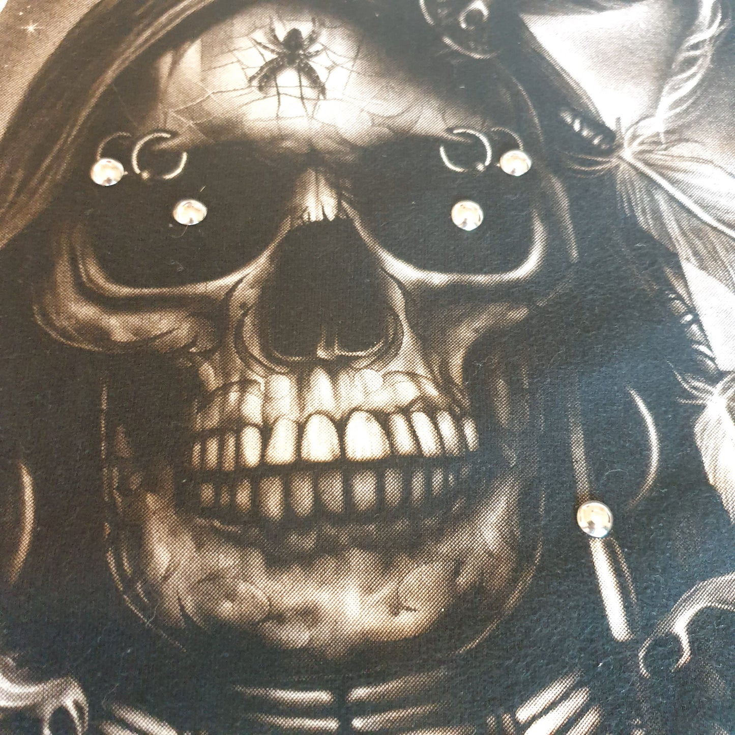 Survivors Skeleton T-Shirt L